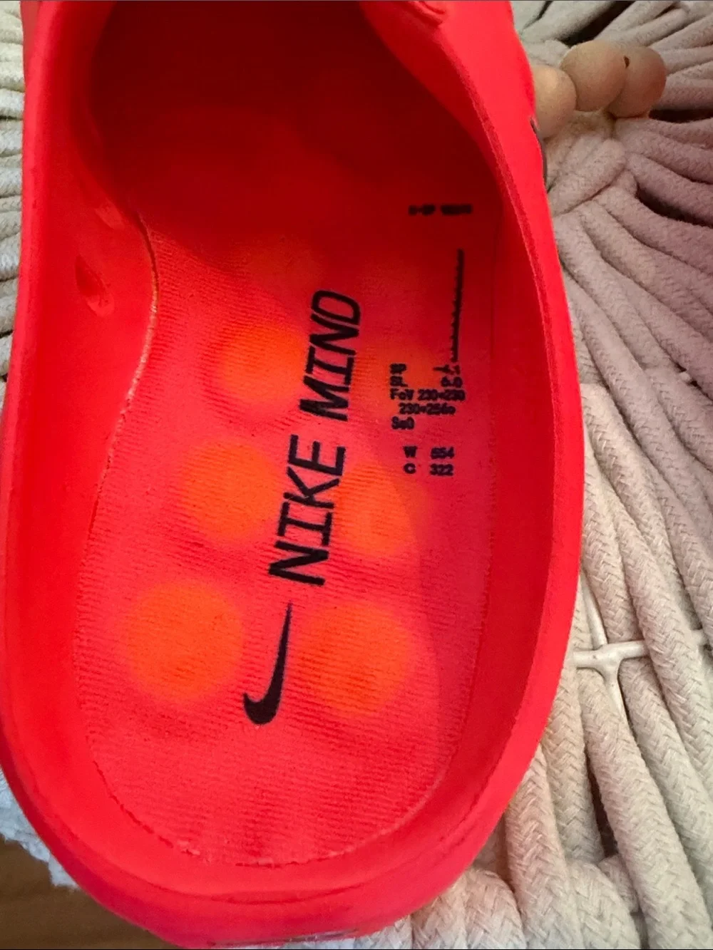 Nike Mind 001 Solar Red Recovery Mule Slip On M6 W7